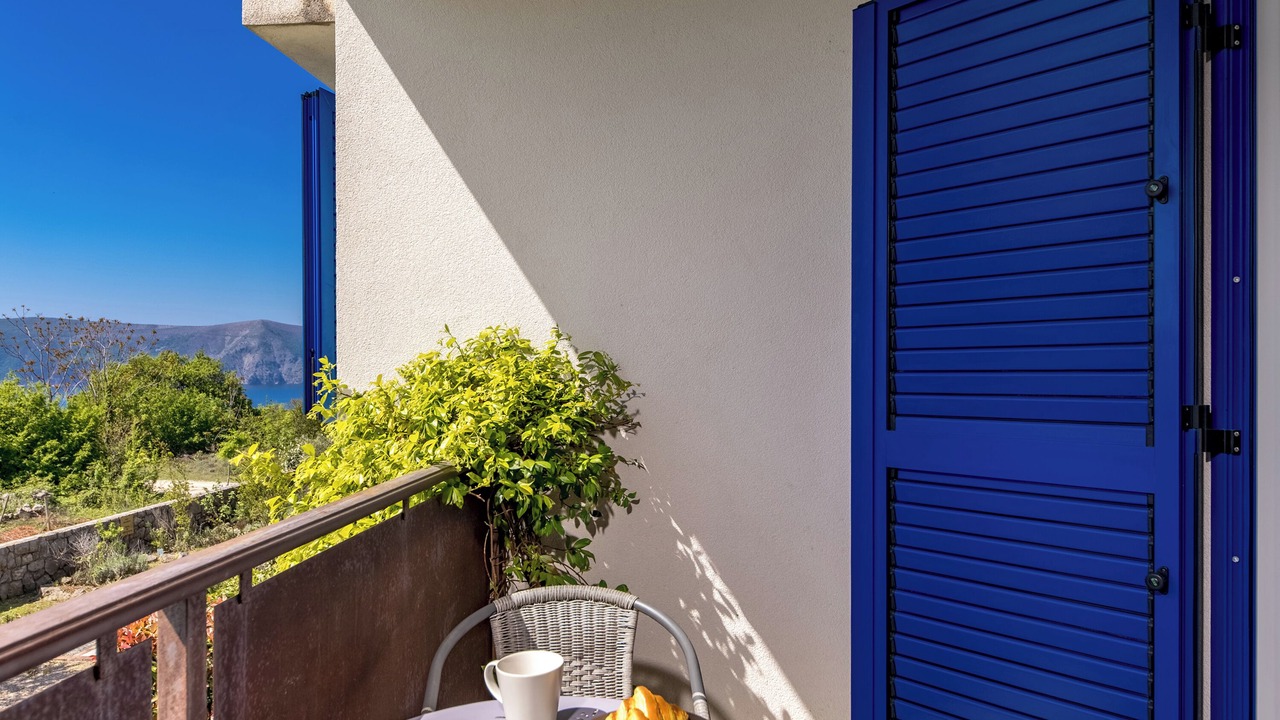 Photo of Patio Balcony in Brzac