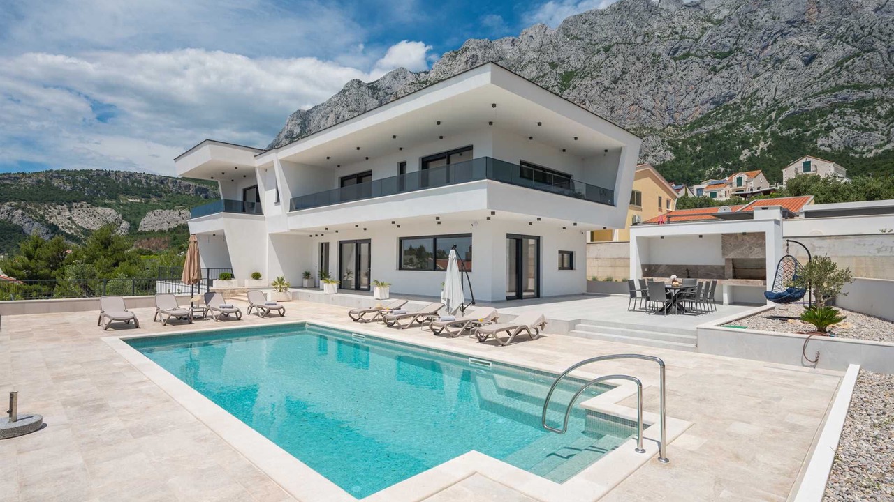 Photo of Outdoor in Makarska Old Town
