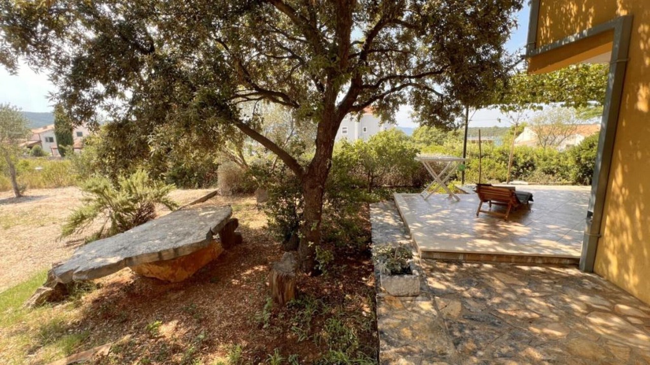 Photo of Outdoor in Loviste