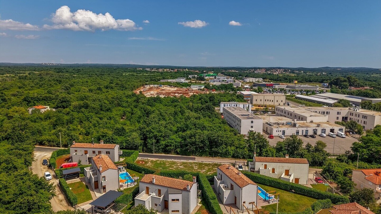 Photo of Outdoor in Buici
