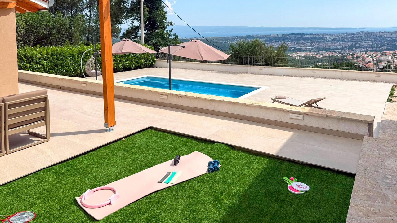 Photo of Outdoor in Klis