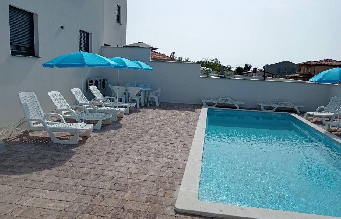 Photo of Outdoor in Murine
