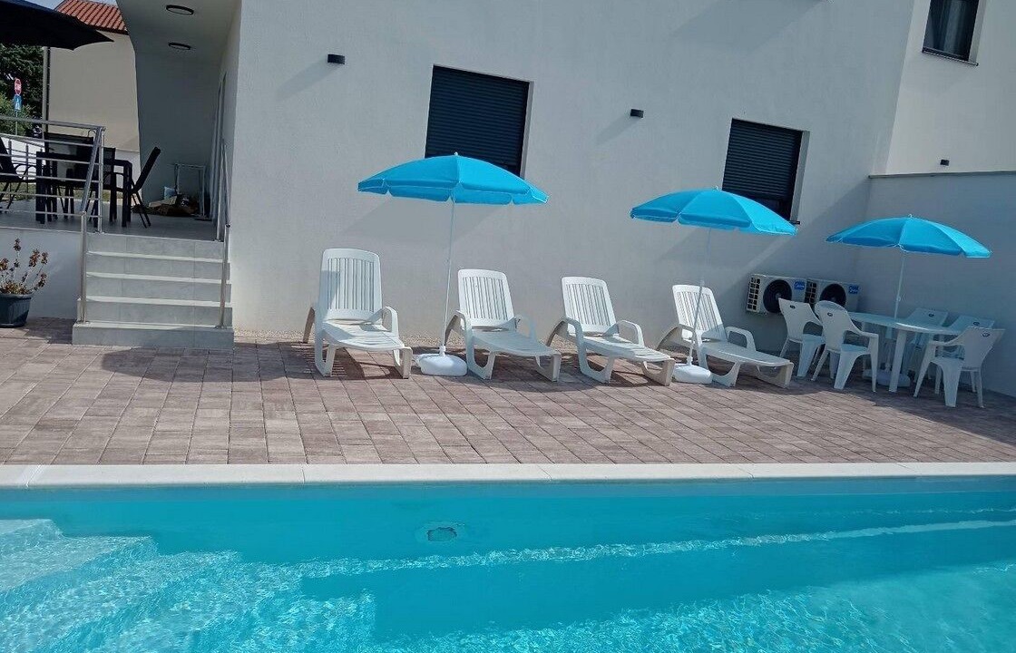 Photo of Outdoor in Murine