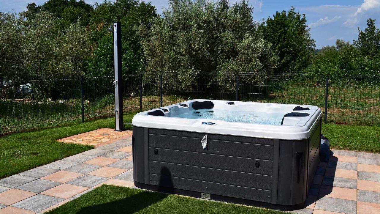Photo of Outdoor in Vardica