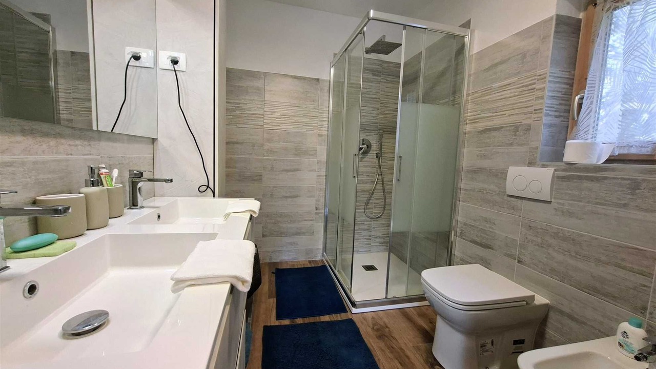 Photo of Bathroom in Vardica