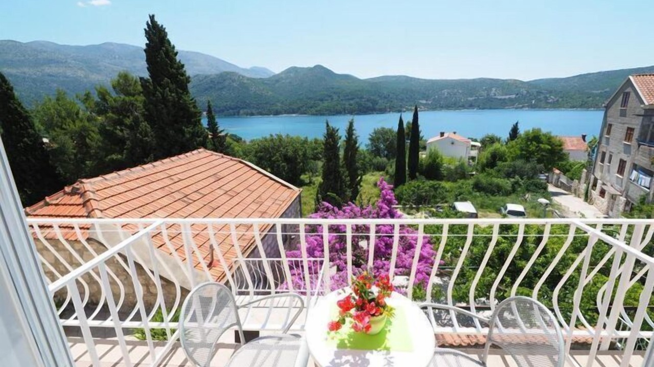 Photo of Patio Balcony in Slano