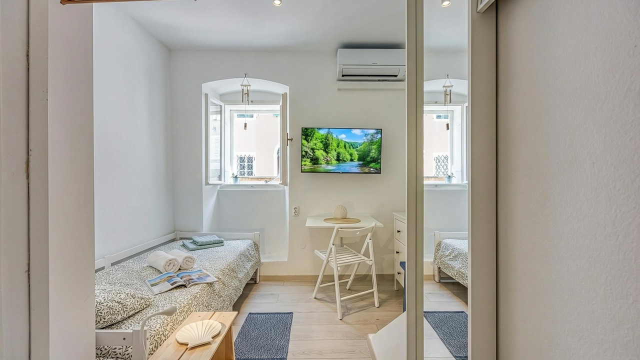 Photo of Bedroom in Cove Murtar