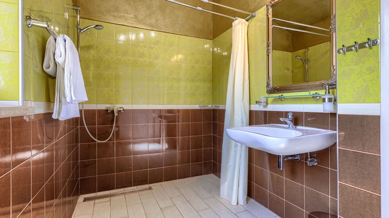 Photo of Bathroom in Sumber