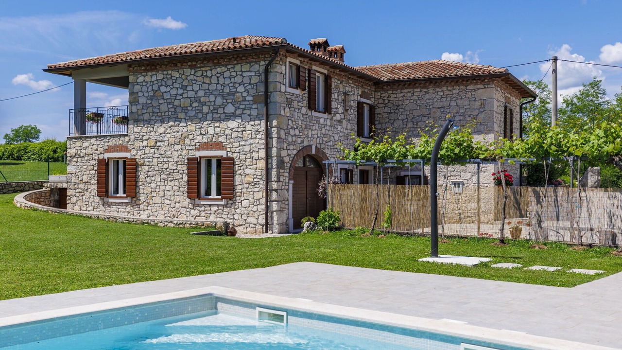 Photo of Outdoor in Nedescina