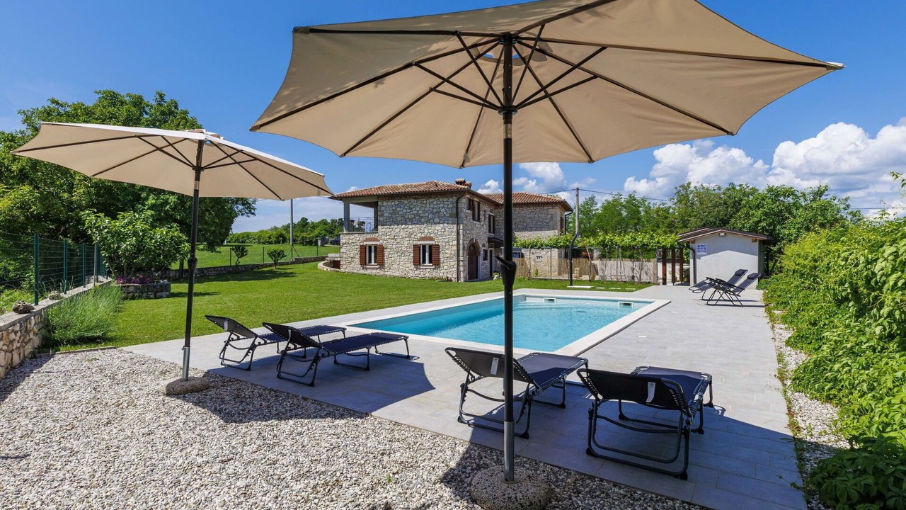 Photo of Outdoor in Nedescina