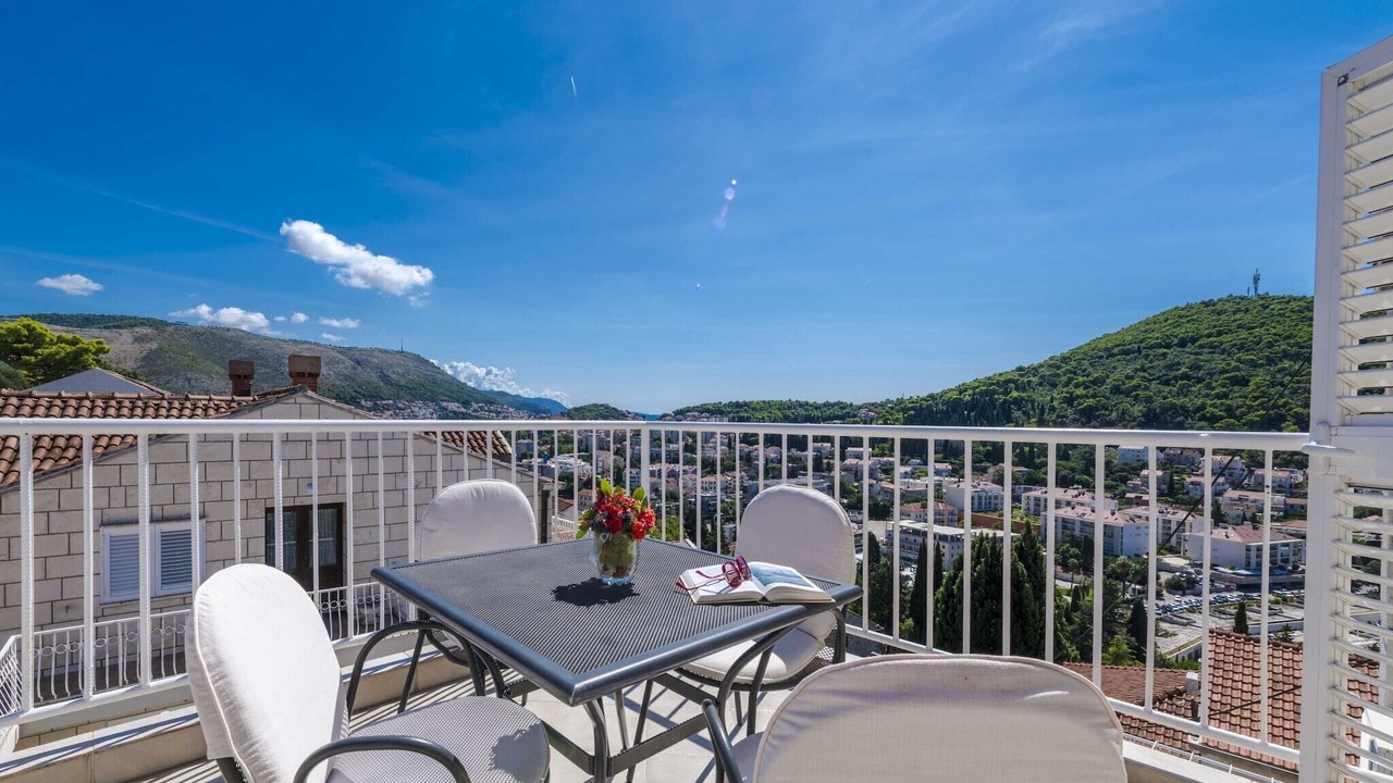 Photo of Patio Balcony in Babin Kuk