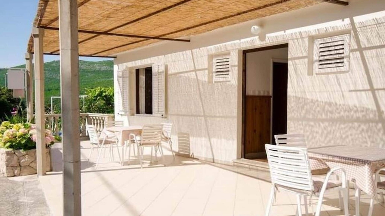 Photo of Outdoor in Molunat