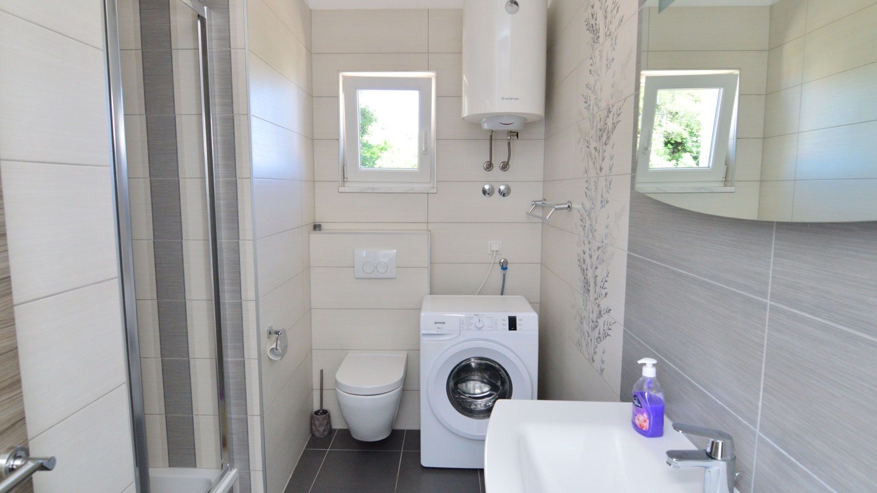 Photo of Bathroom in Grebastica