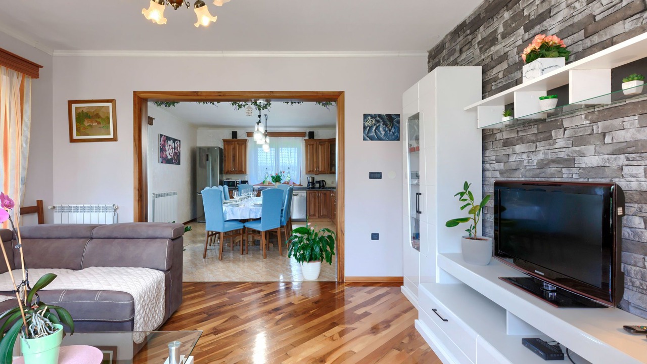 Photo of Bedroom in Pican