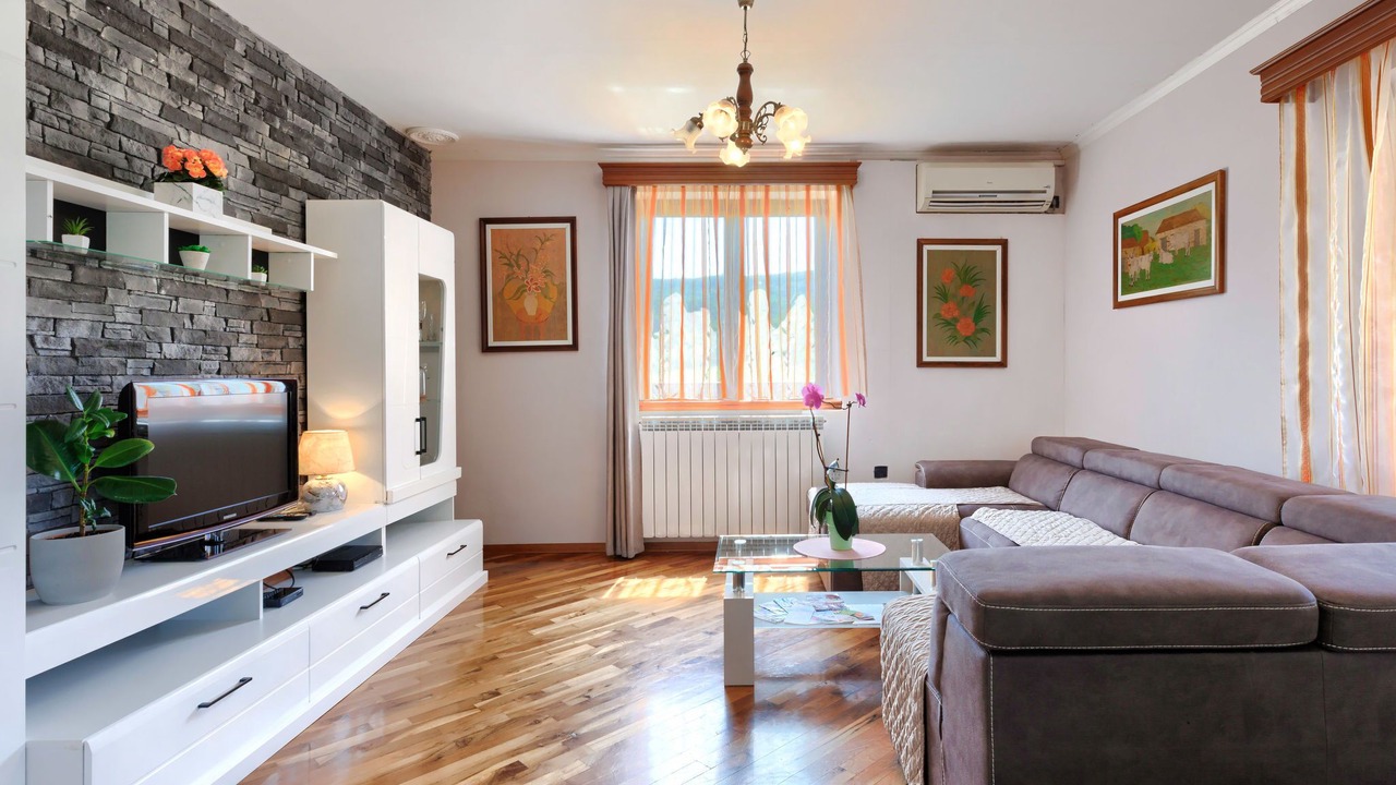 Photo of Livingroom in Pican