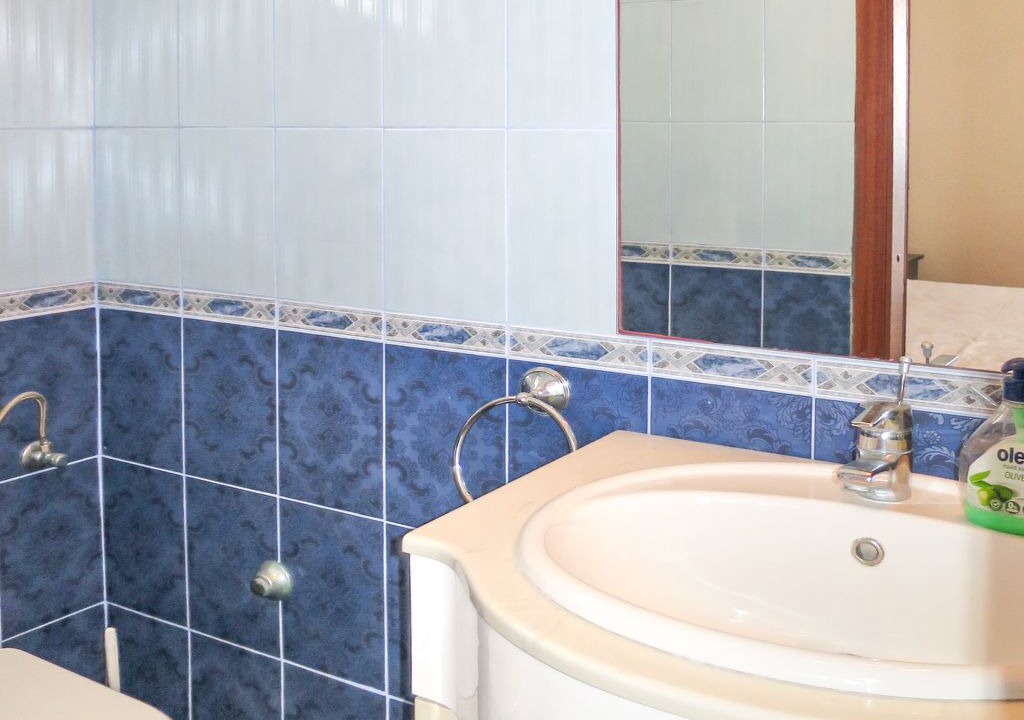 Photo of Bathroom in Kali