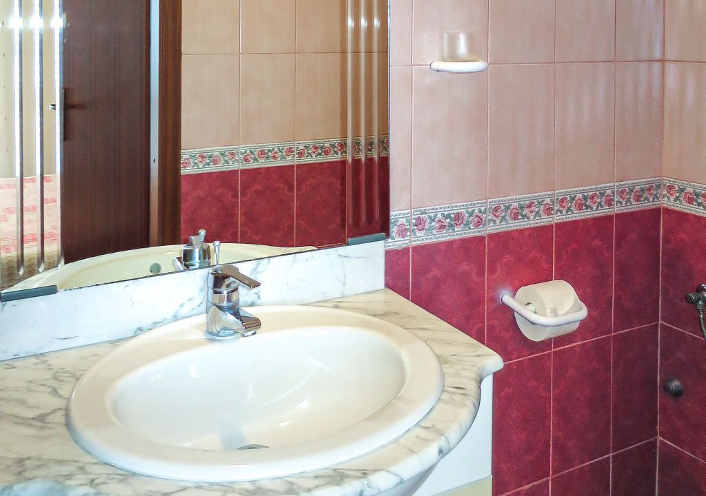 Photo of Bathroom in Kali