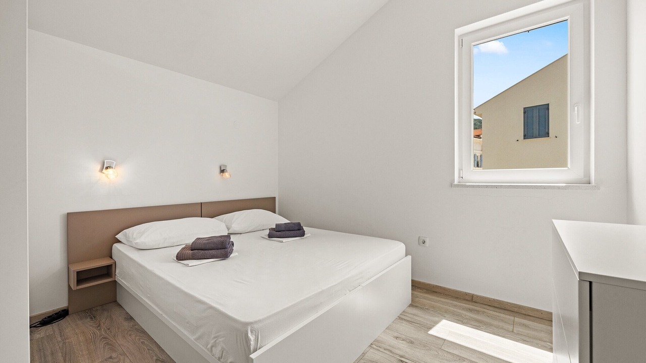 Photo of Bedroom in Cres