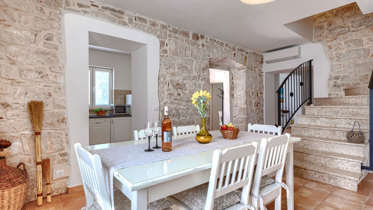 Photo of Bedroom in Golas