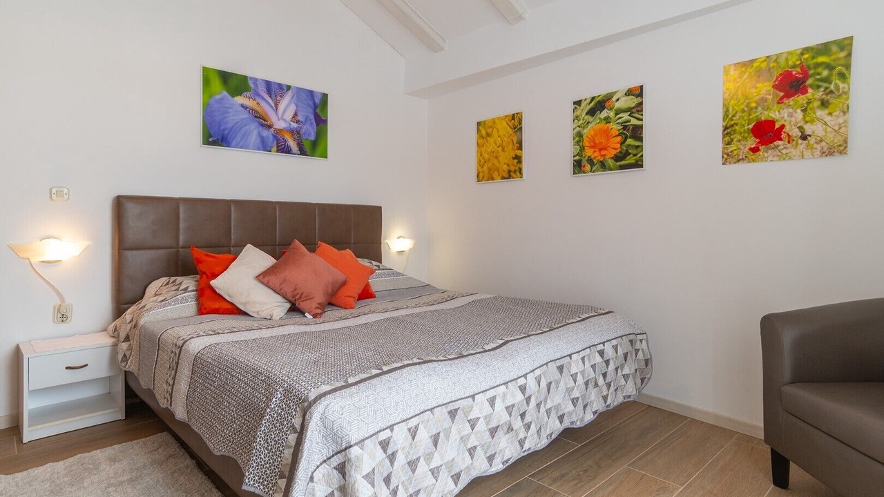 Photo of Bedroom in Nerezine