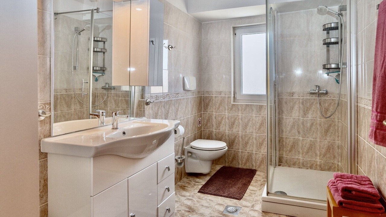 Photo of Bathroom in Nerezine