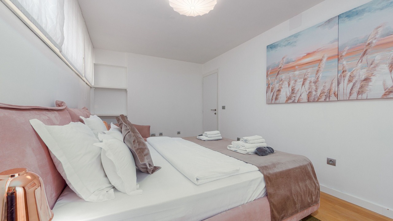 Photo of Bedroom in Petrcane