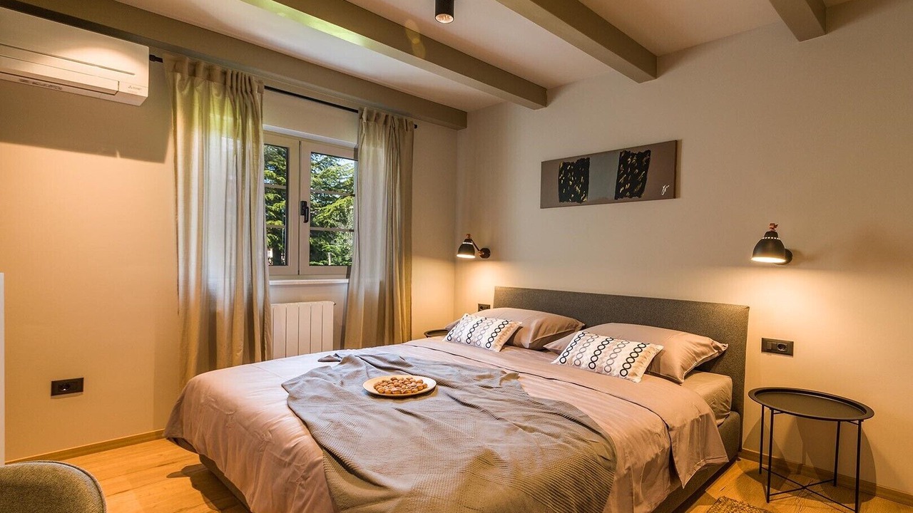 Photo of Bedroom in Gracisce