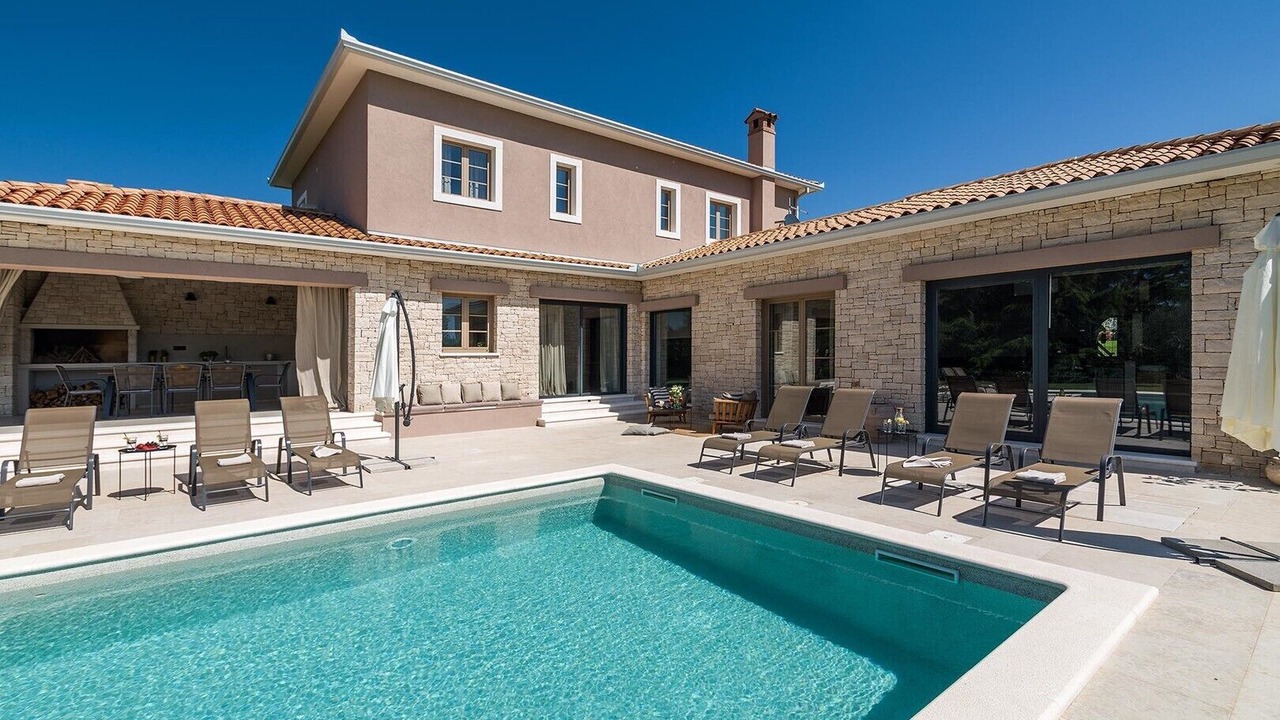 Photo of Outdoor in Gracisce