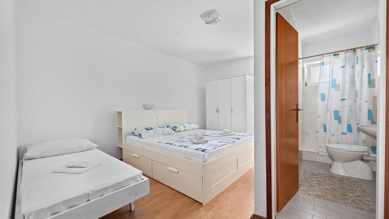 Photo of Bedroom in Kampor