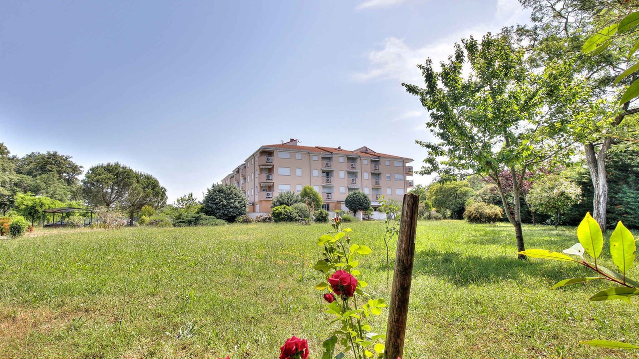 Photo of Outdoor in Monterol