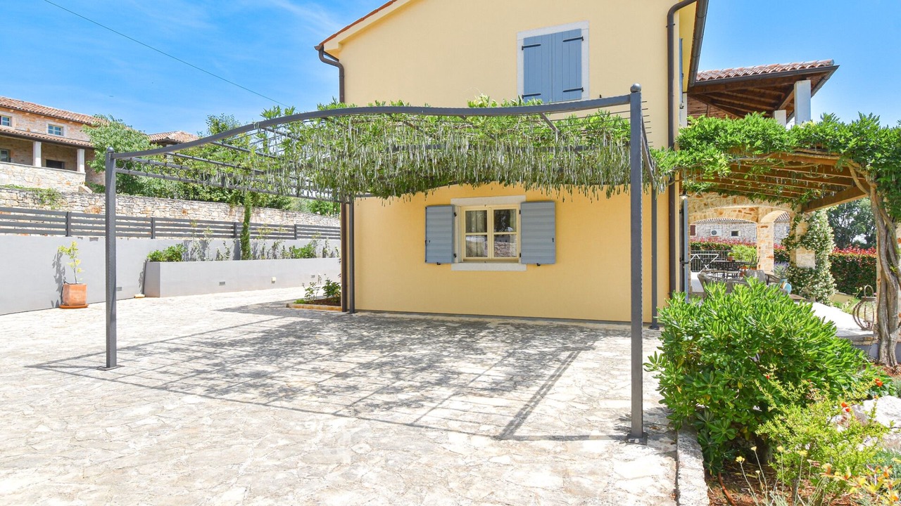 Photo of Patio Balcony in Heraki