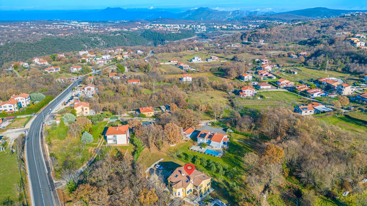 Photo of Outdoor in Kapelica