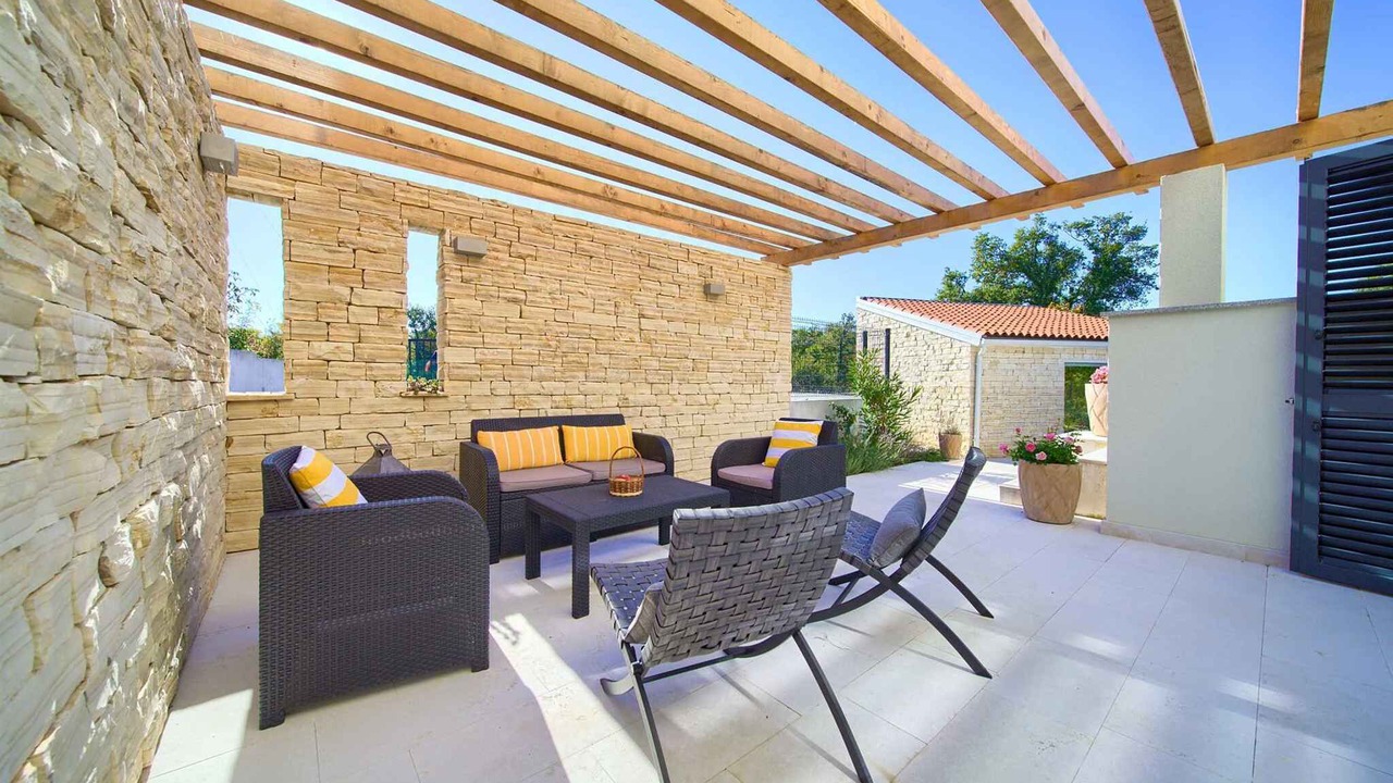 Photo of Patio Balcony in Risika