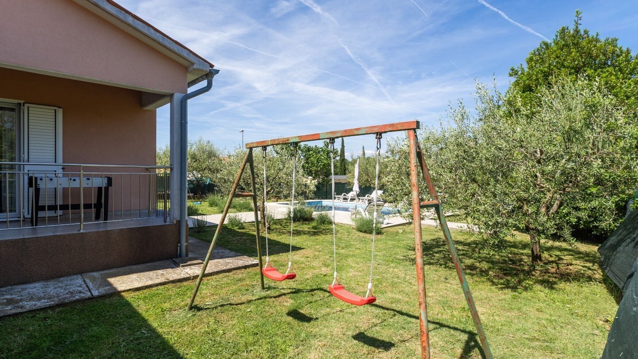 Photo of Outdoor in Rogocana