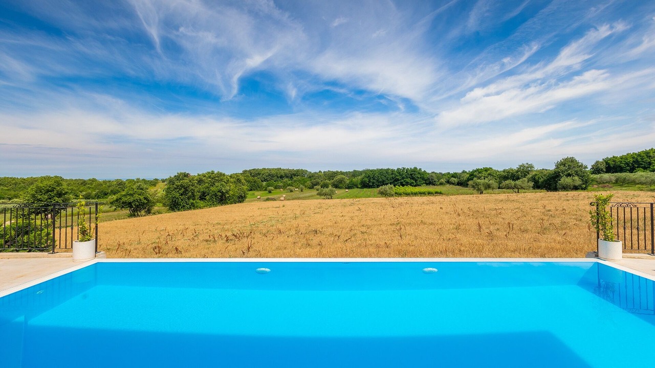 Photo of Outdoor in Buzinija