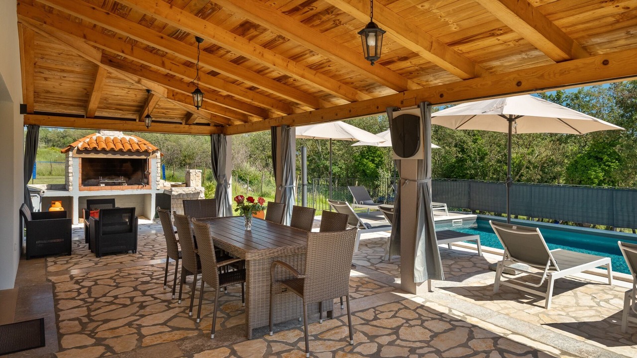 Photo of Outdoor in Bibali