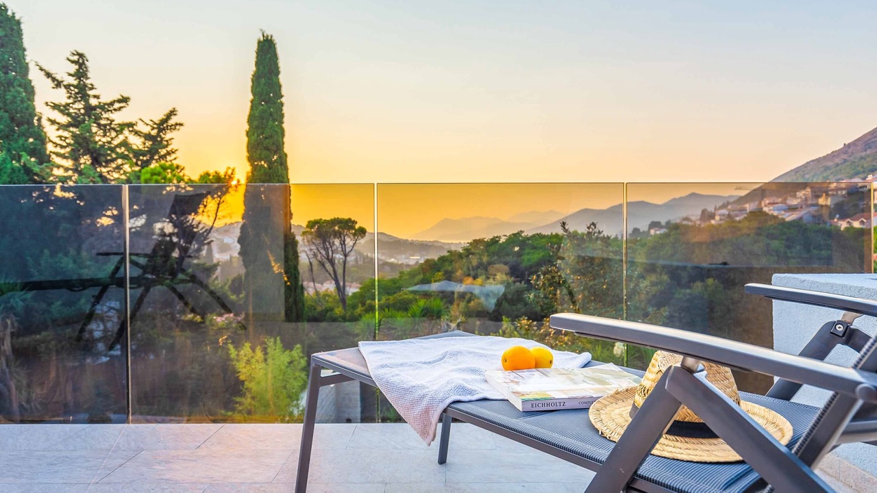 Photo of Patio Balcony in Pile