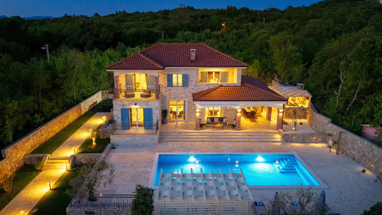 Photo of Outdoor in Kras