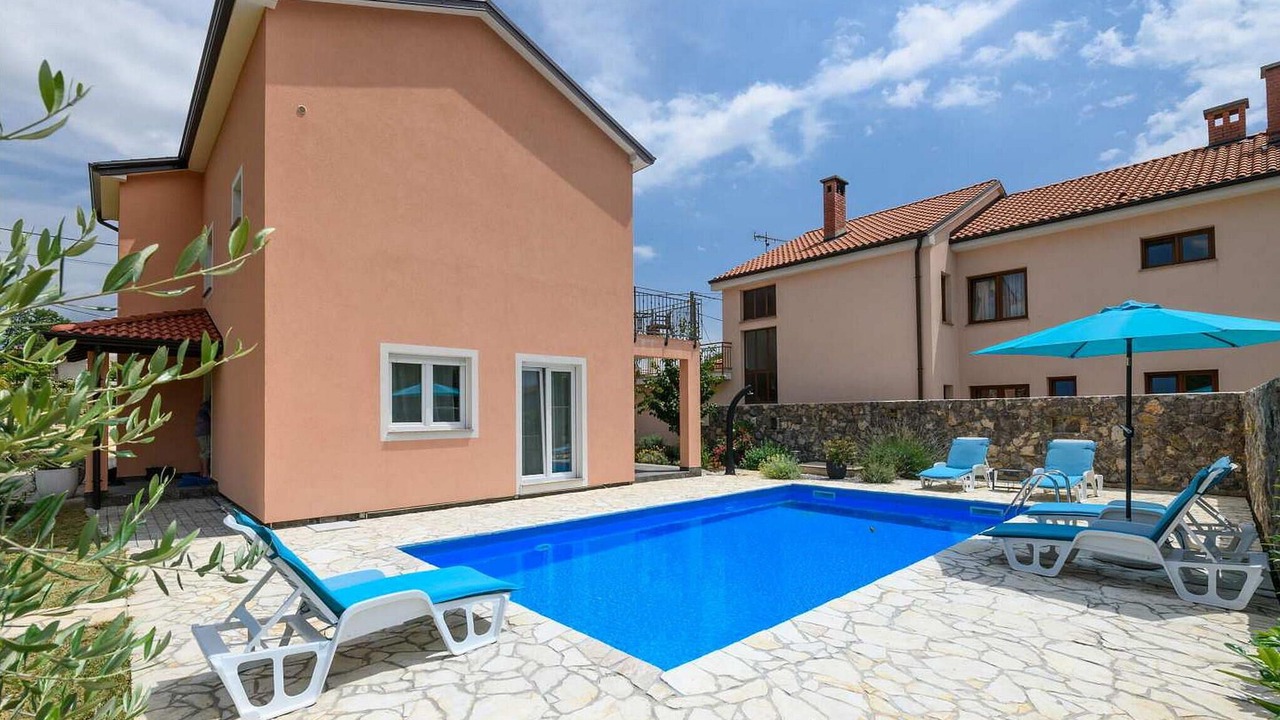 Photo of Outdoor in Trinajstici