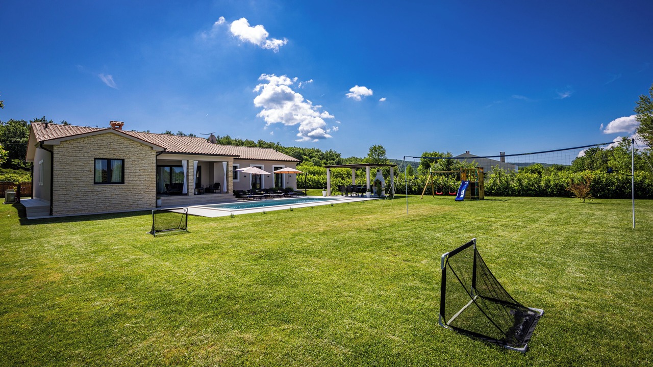 Photo of Outdoor in Kapelica