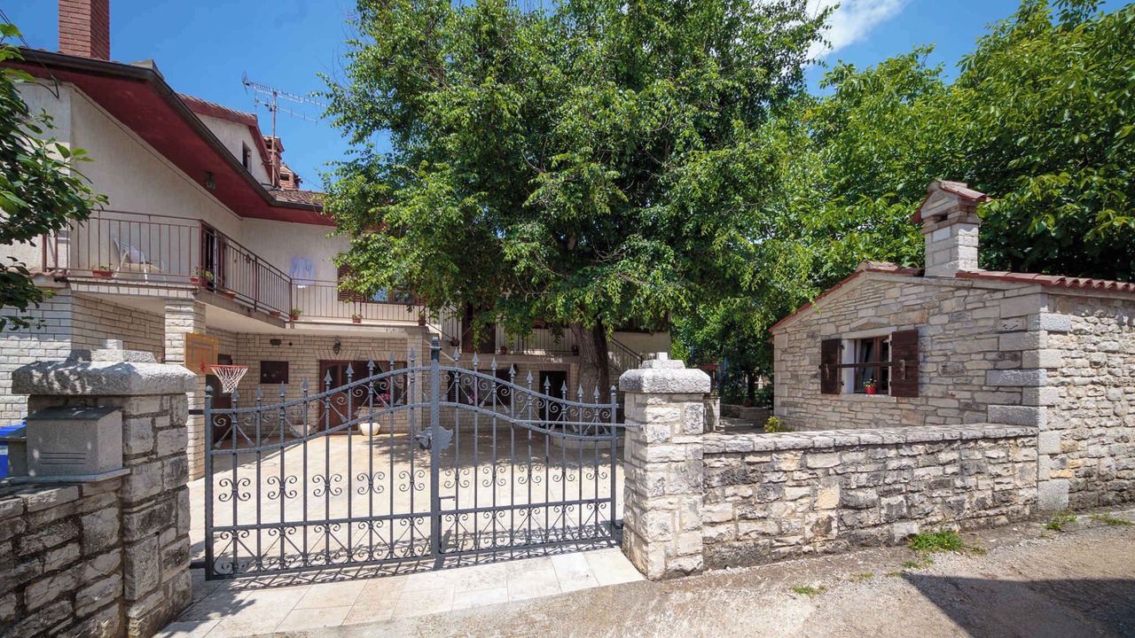 Photo of Outdoor in Matohanci