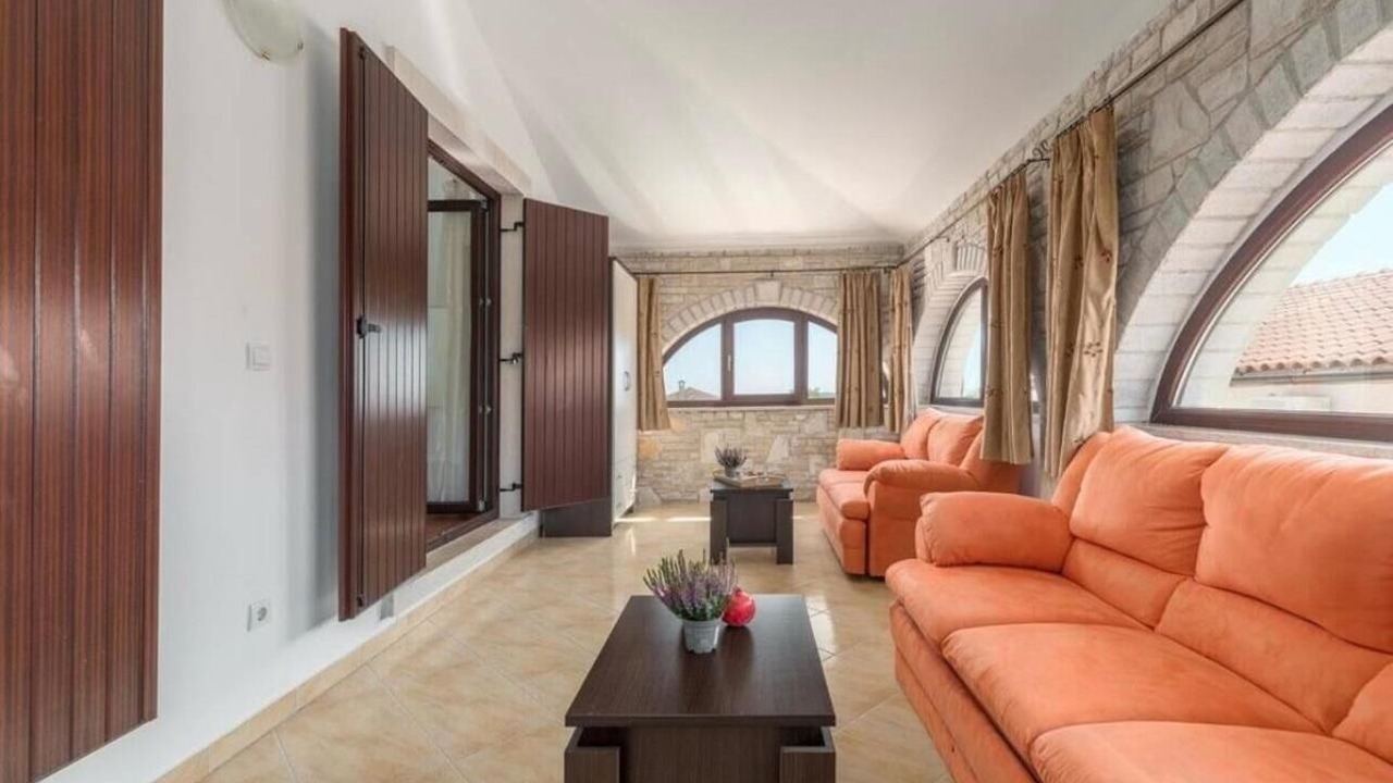 Photo of Livingroom in Orihi