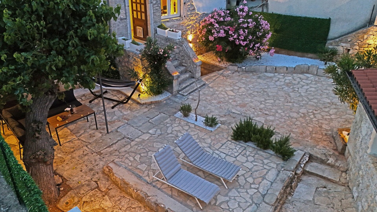 Photo of Patio Balcony in Dracevac
