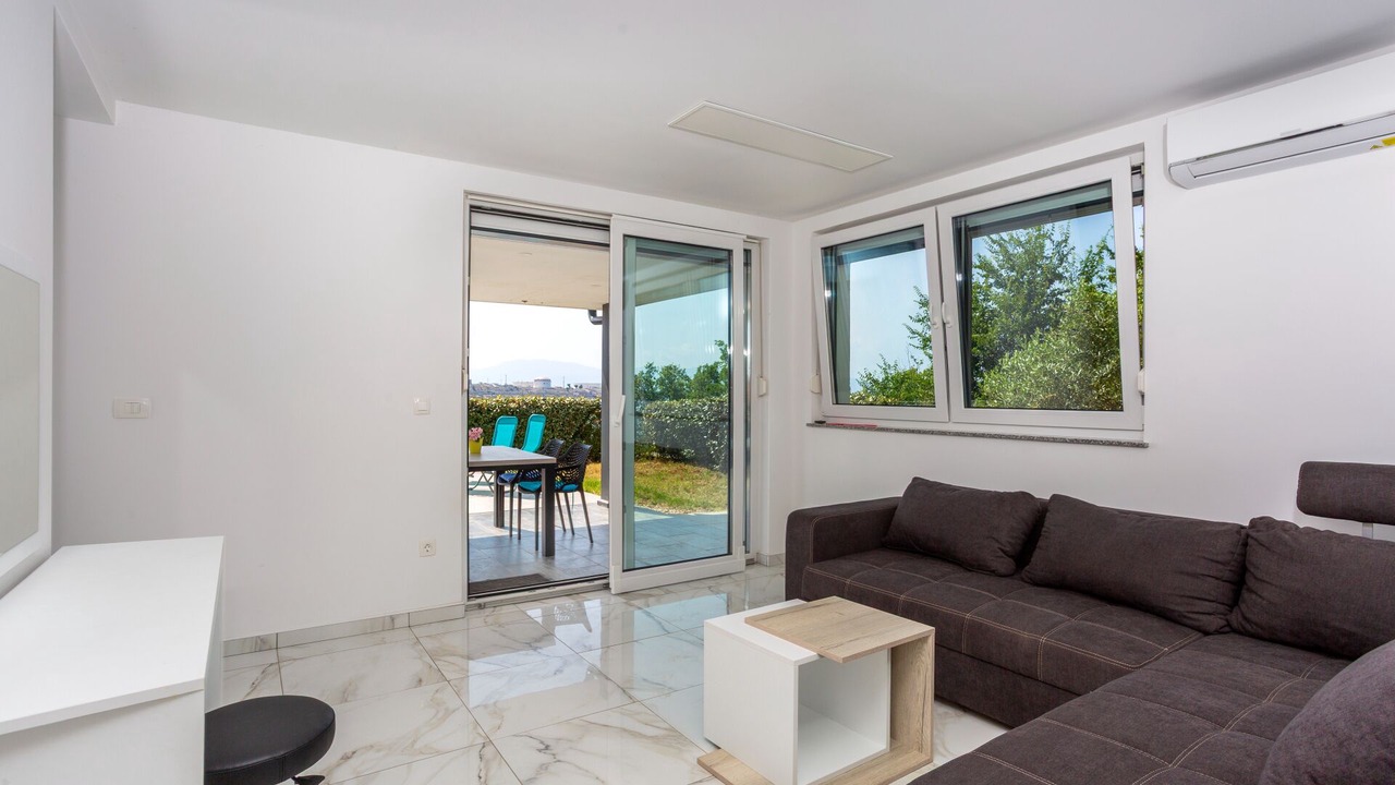 Photo of Livingroom in Omisalj