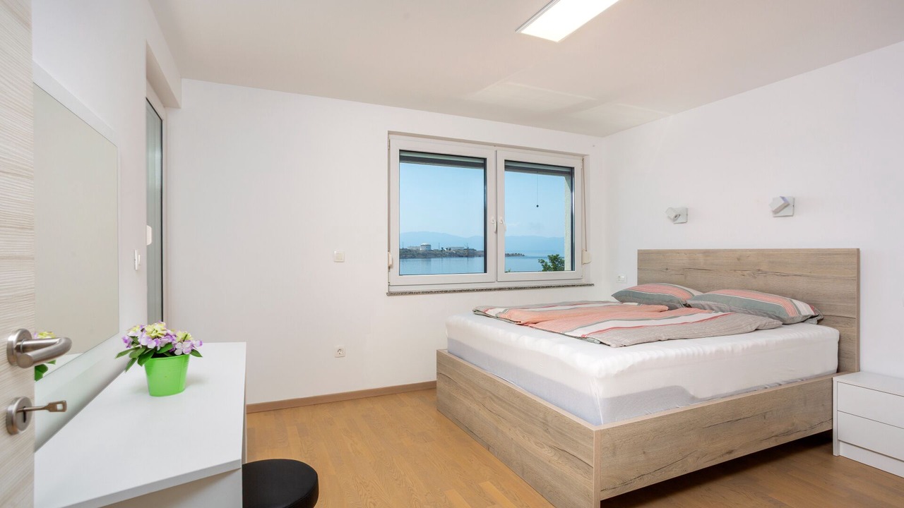 Photo of Bedroom in Omisalj