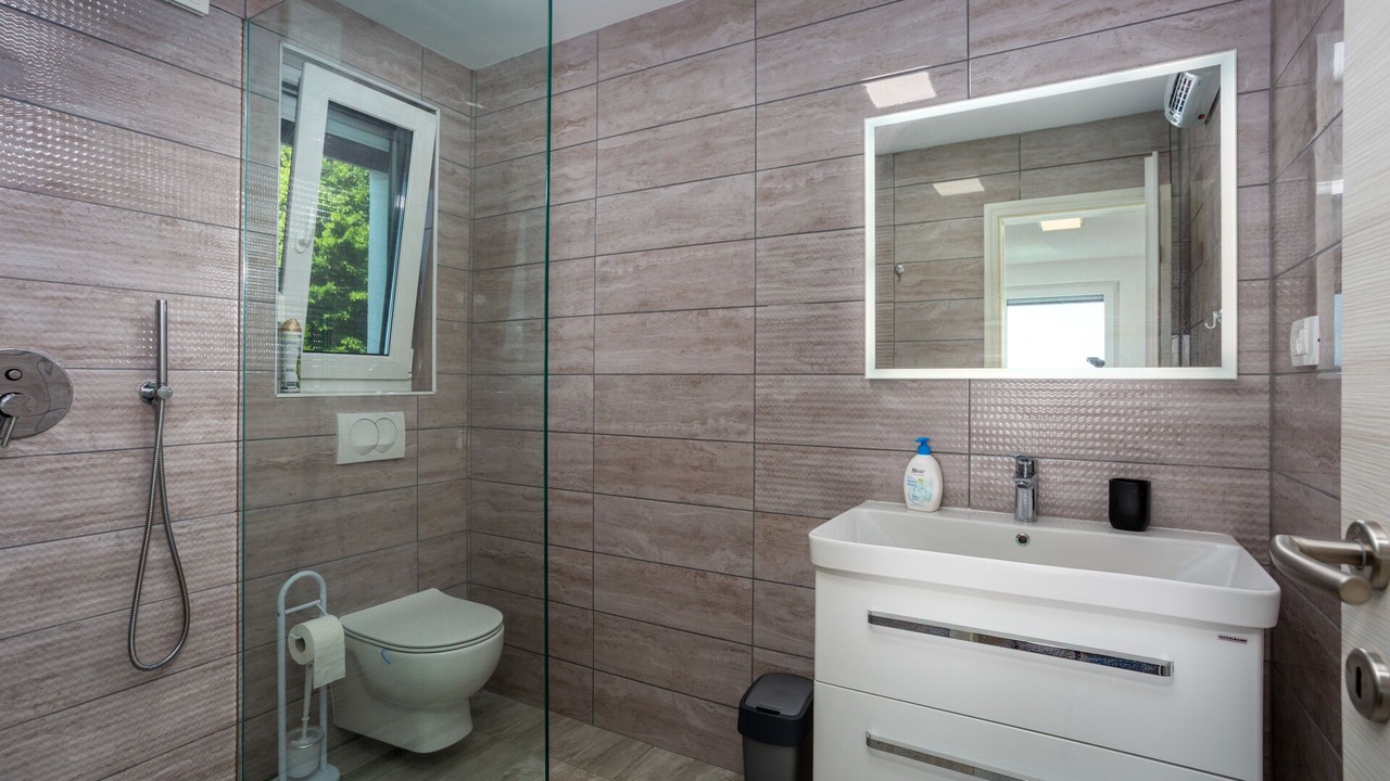 Photo of Bathroom in Omisalj