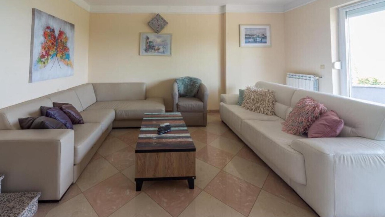 Photo of Livingroom in Opric