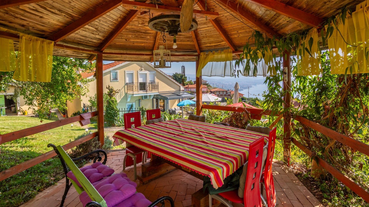 Photo of Outdoor in Bregi