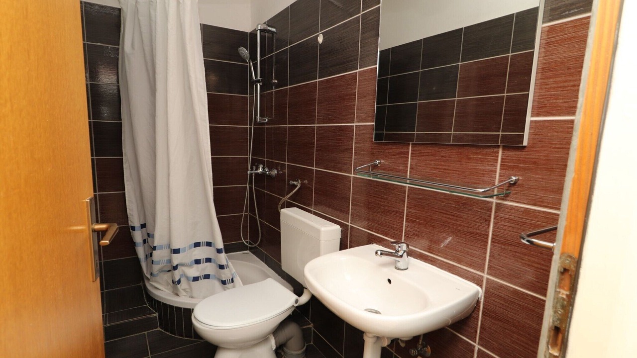 Photo of Bathroom in Blato