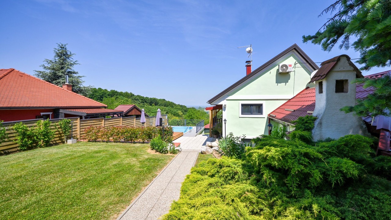Photo of Outdoor in Jalzabet